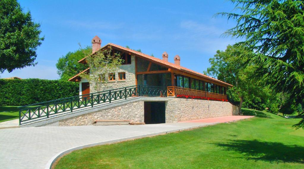 Hotel Aldama Golf Quintana de Llanes ภายนอก รูปภาพ